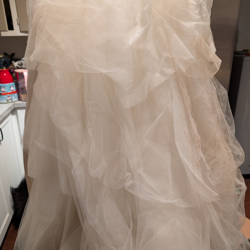 Watters & Watters Two Piece Strapless Wedding Gown - Picture 6 of 10